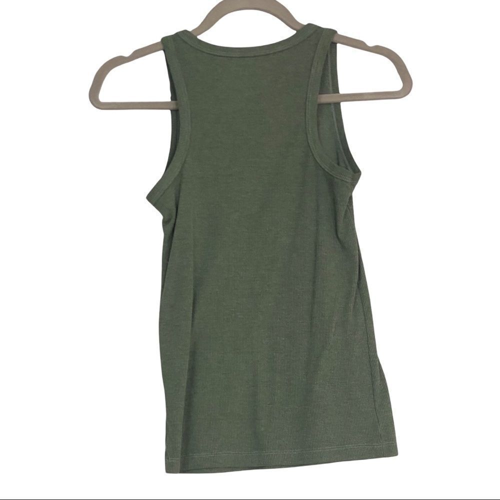 Simple green tank - Picture 3 of 3
